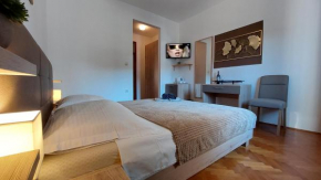 Гостиница Villa Salvia Rooms and Apartments  Ровинь